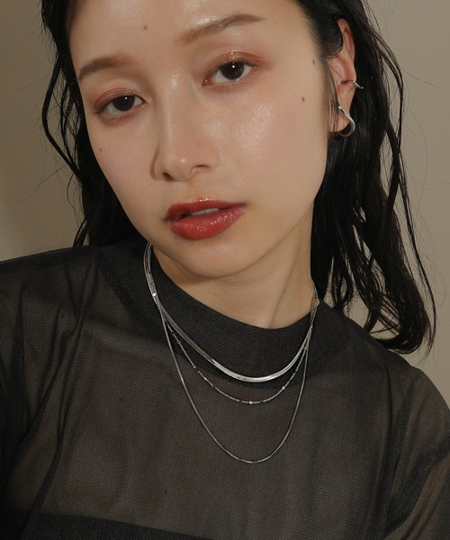 voov（ブーブ）の「3連 チェーン 平スネーク ネックレス（ネックレス・レディース・ゴールド/シルバー・フリー）」の2枚目の写真