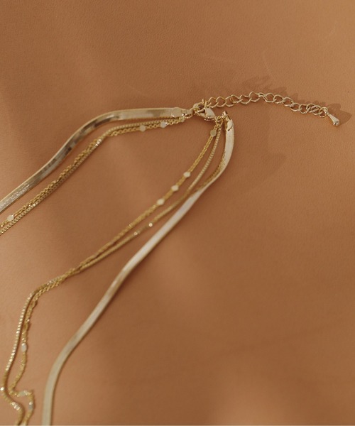 voov（ブーブ）の「3連 チェーン 平スネーク ネックレス（ネックレス・レディース・ゴールド/シルバー・フリー）」の6枚目の写真