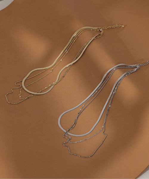 voov（ブーブ）の「3連 チェーン 平スネーク ネックレス（ネックレス・レディース・ゴールド/シルバー・フリー）」の5枚目の写真