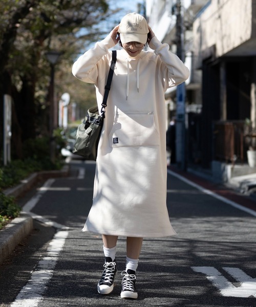 S'more(スモア)の「Double pocket sweatshirt dress (AW)(ワンピース・レディース・ホワイト/ブラウン・MEDIUM/LARGE/SMALL)」の20枚目の写真