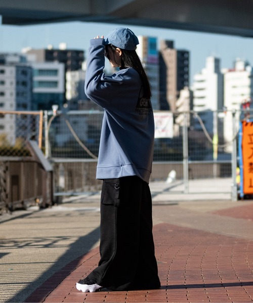 RED(JOHN'S CLOSET)｜Red Cap Girlのパーカーを使ったコーディネート