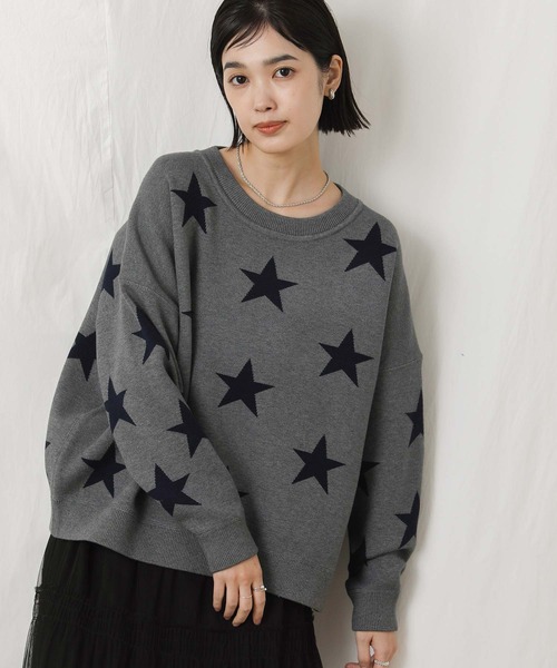 Torrazzo Donna(トラッゾドンナ)の「星柄インターシャニット(ニット/セーター・レディース・グレー系・38)」の1枚目の写真