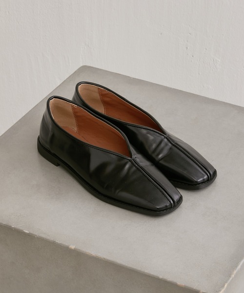 Lui's（ルイス）の「スイッチングパンプス（パンプス・レディース・ブラック/ブラウン・24.5/23.5）」の2枚目の写真