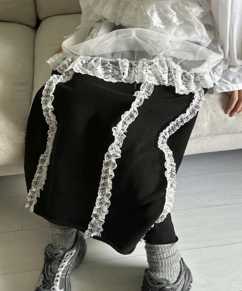 Vipoa（ヴィポア）の「レーススウェットロングスカート（スカート・レディース・グレー/ブラック・FREE）」の4枚目の写真