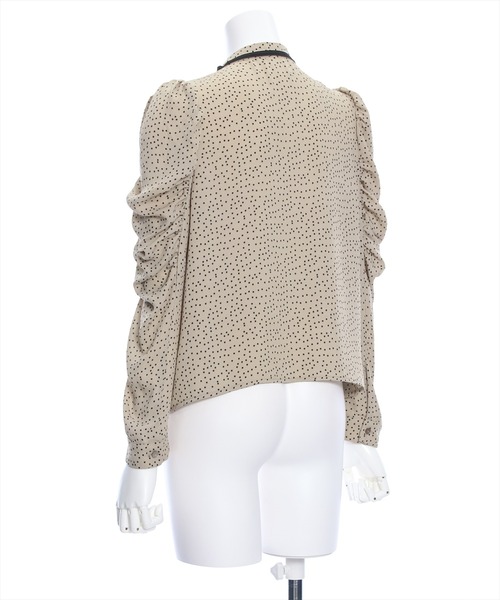 clear（クリア）の「≪再入荷≫リボン付きドットブラウス［大人 カジュアル 着回し力抜群］（シャツ/ブラウス・レディース・ベージュ/ブラック/オフホワイト・F）」の6枚目の写真