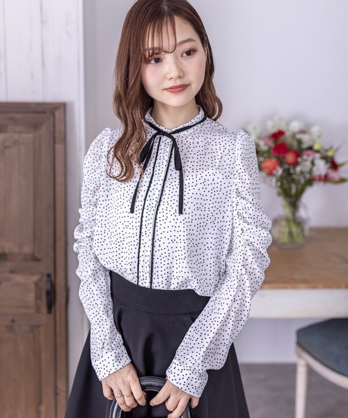clear（クリア）の「≪再入荷≫リボン付きドットブラウス［大人 カジュアル 着回し力抜群］（シャツ/ブラウス・レディース・ベージュ/ブラック/オフホワイト・F）」の20枚目の写真