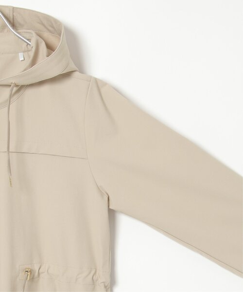ikka(イッカ)の「撥水花粉リリースフードジャケット(マウンテンパーカー・レディース・ネイビー/ベージュ・M/L/S)」の6枚目の写真