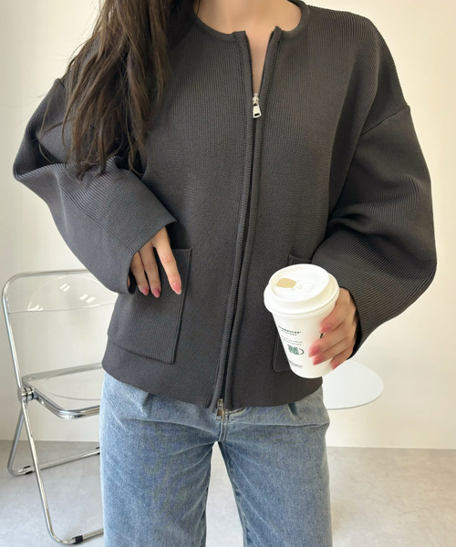 Ada.（エイダ）の「ポケット付き ジップ ニット ブルゾン（ブルゾン・レディース・オフホワイト/ブラック/グレー/ネイビー/ブラウン/チャコールグレー・FREE）」の8枚目の写真