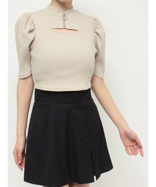 EATME(イートミー)の「カットアウトフロントZIPリブTOP(ニット/セーター・レディース・ブラック/ベージュ/グレー・FREE)」の20枚目の写真