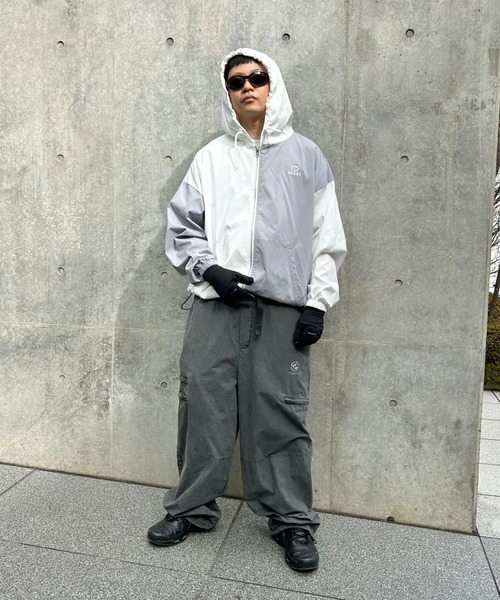 WHO'S WHO gallery（フーズフーギャラリー）の「【KOOKY'N/クーキー】BRONXナイロンパーカー（ナイロンジャケット・メンズ・ホワイト/ライトグレー/ホワイト系その他/ブラック・FREE）」の16枚目の写真