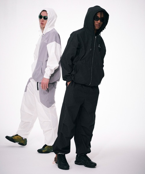 WHO'S WHO gallery（フーズフーギャラリー）の「【KOOKY'N/クーキー】BRONXナイロンパーカー（ナイロンジャケット・メンズ・ホワイト/ライトグレー/ホワイト系その他/ブラック・FREE）」の7枚目の写真