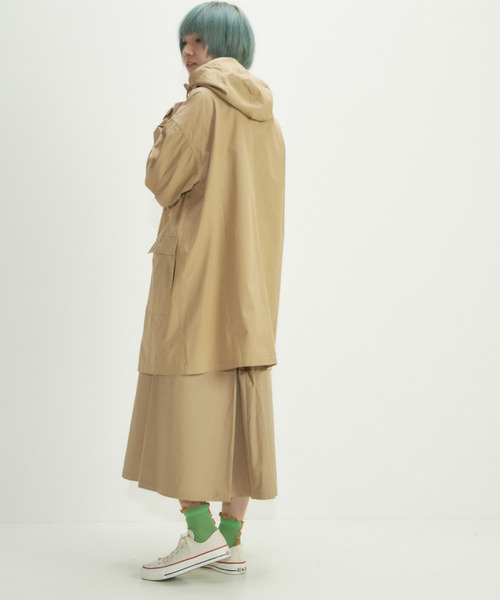 CONVERSE TOKYO(コンバーストウキョウ)の「2WAY HIGHWAIST SKIRT(スカート・レディース・ベージュ/ブラック・FREE)」の10枚目の写真