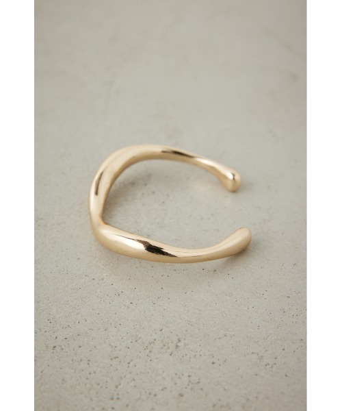 AZUL by moussy（アズールバイマウジー）の「ニュアンスカーブメタルバングル（ブレスレット・レディース・ゴールド系その他/シルバー・FREE）」の8枚目の写真