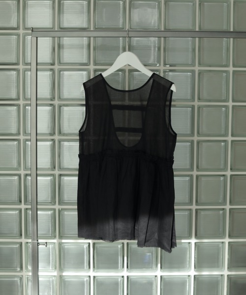 anuke（アンヌーク）の「anuke Sheer Peplum Tops シアー