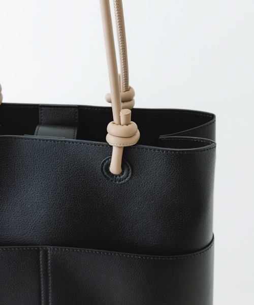 RODE SKO(ロデスコ)の「結びハンドルバッグ(ハンドバッグ・レディース・グレー系その他/ブラック・ONE)」の21枚目の写真