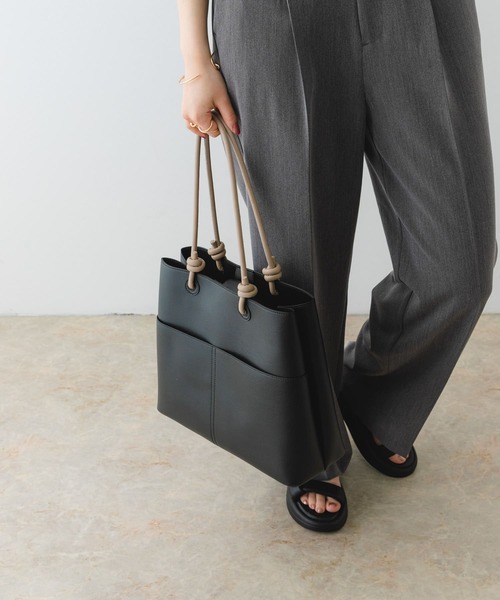 RODE SKO(ロデスコ)の「結びハンドルバッグ(ハンドバッグ・レディース・グレー系その他/ブラック・ONE)」の16枚目の写真