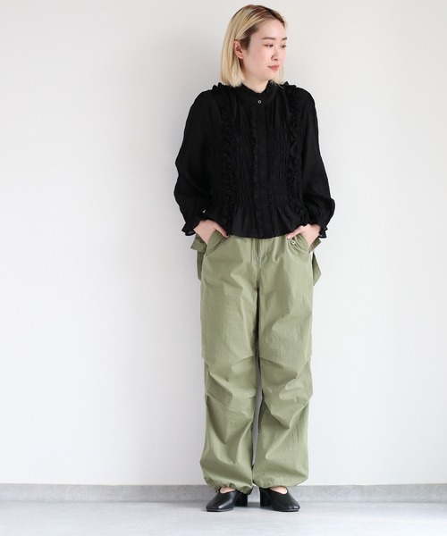 cepo(セポ)の「シャーリングフリルブラウス(シャツ/ブラウス・レディース・ブラック/オフホワイト・M)」の17枚目の写真