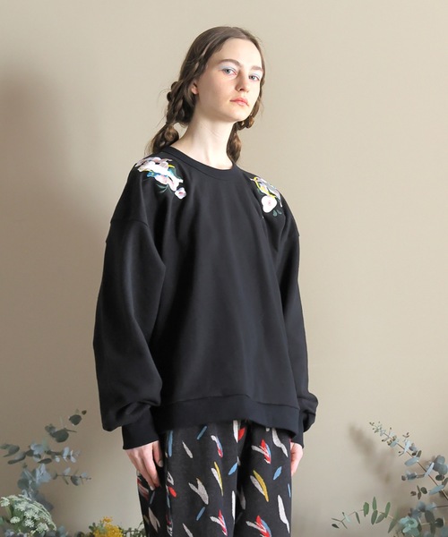 bedsidedrama（ベットサイドドラマ）の「Bud Pullover（ニット