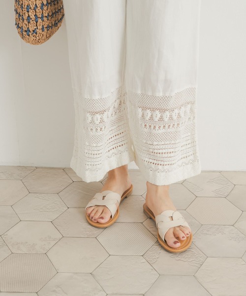 URBAN RESEARCH DOORS（アーバンリサーチドアーズ）の「カッティングサンダル（サンダル・レディース・ブラック/ホワイト・38/37/36）」の5枚目の写真