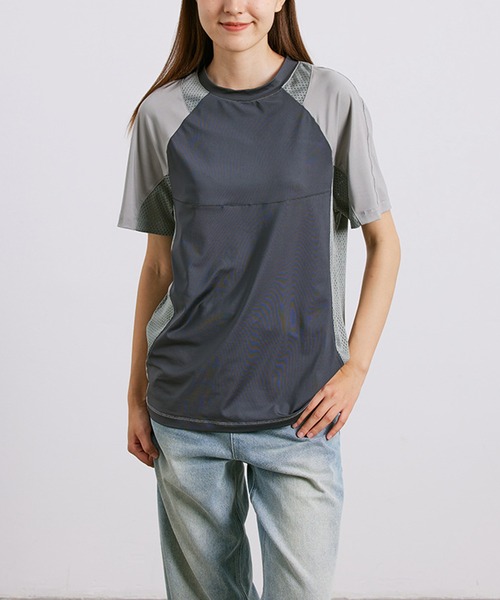 aimoha(アイモハ)の「aimoha outdoor ユニセックス バイカラー 速乾Tシャツ (SS)(Tシャツ/カットソー・レディース・ダークグレー・SMALL/MEDIUM/LARGE)」の3枚目の写真