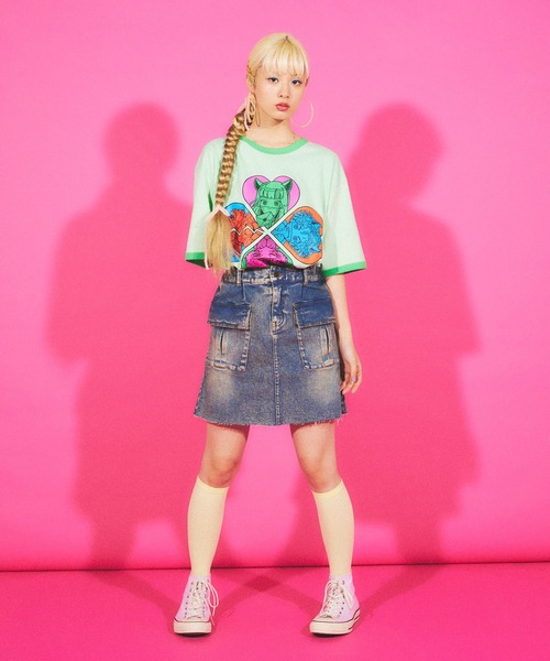 PUNYUS(プニュズ)の「恋愛しようぜ若者ビッグリンガーTシャツ(Tシャツ/カットソー・レディース・ホワイト/グリーン/ブルー/パープル・3/4)」の12枚目の写真