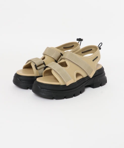 KBF（ケイビーエフ）の「スニーカーソールサンダル（サンダル・レディース・ベージュ/ブラック・36/37/38）」の16枚目の写真