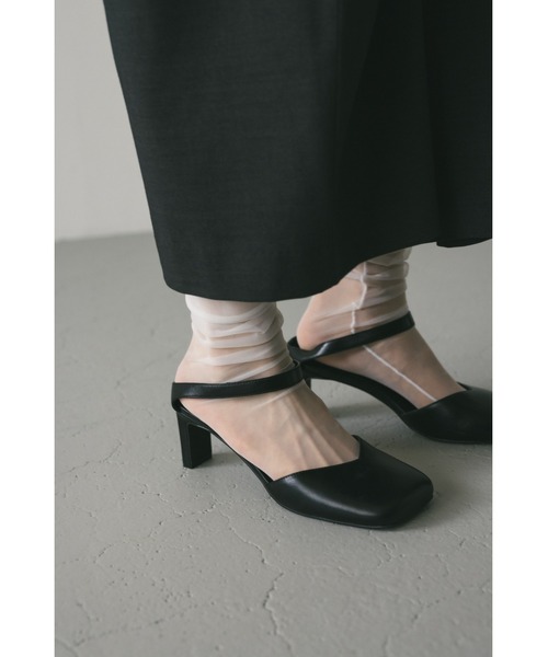 STYLEMIXER(スタイルミキサー)の「スクエアラウンドヒールサンダル(サンダル・レディース・ゴールド/ブラック/シルバー・SMALL/LARGE/MEDIUM)」の16枚目の写真