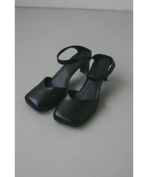 STYLEMIXER(スタイルミキサー)の「スクエアラウンドヒールサンダル(サンダル・レディース・ゴールド/ブラック/シルバー・SMALL/LARGE/MEDIUM)」の17枚目の写真