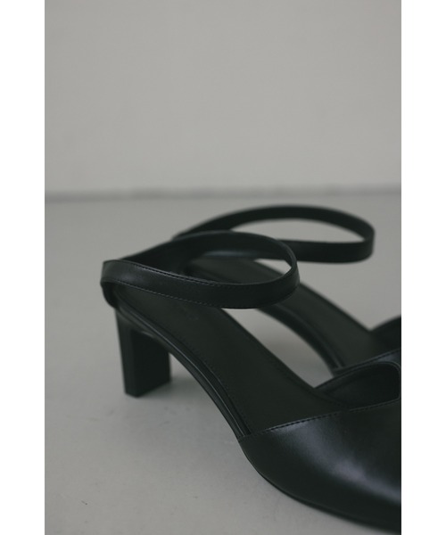 STYLEMIXER(スタイルミキサー)の「スクエアラウンドヒールサンダル(サンダル・レディース・ゴールド/ブラック/シルバー・SMALL/LARGE/MEDIUM)」の20枚目の写真