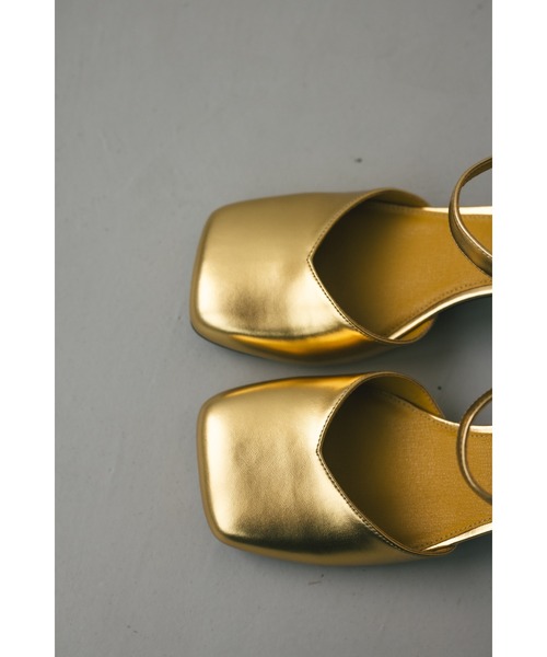 STYLEMIXER(スタイルミキサー)の「スクエアラウンドヒールサンダル(サンダル・レディース・ゴールド/ブラック/シルバー・SMALL/LARGE/MEDIUM)」の9枚目の写真