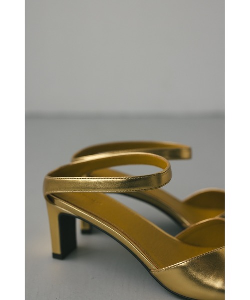 STYLEMIXER(スタイルミキサー)の「スクエアラウンドヒールサンダル(サンダル・レディース・ゴールド/ブラック/シルバー・SMALL/LARGE/MEDIUM)」の12枚目の写真