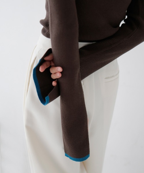 hellam(へラム)の「袖スリットバイカラークルーネックリブニット(ニット/セーター・レディース・アイボリー/グレー/ブラウン/チャコール/ネイビー・FREE)」の14枚目の写真
