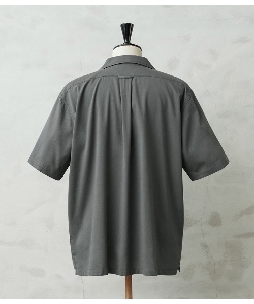 WAIPER.inc(ワイパーインク)の「コットンレーヨン オープンカラーシャツ ソリッドカラー WAIPER.inc WP1063(シャツ/ブラウス・メンズ・ブラック/ネイビー/ブラウン系その他/オレンジ/ミント/チャコールグレー・M/L/XL/XXL/S)」の9枚目の写真