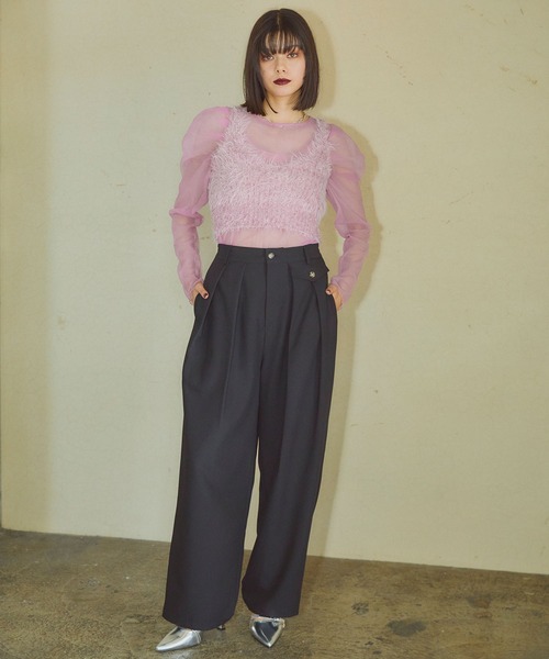 ELLEgirl（エルガール）の「ラメフェザーニットビスチェ【ELLEgirl/エル ガール】（ベスト・レディース・シルバー/ピンク/ネイビー・FREE）」の4枚目の写真