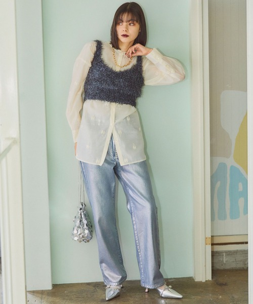 ELLEgirl（エルガール）の「ラメフェザーニットビスチェ【ELLEgirl/エル ガール】（ベスト・レディース・シルバー/ピンク/ネイビー・FREE）」の12枚目の写真