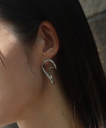 enn.（エン）の「ねじりフープピアス（ピアス（両耳用））」