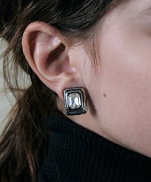 【IRIS 47】switch earring BO114