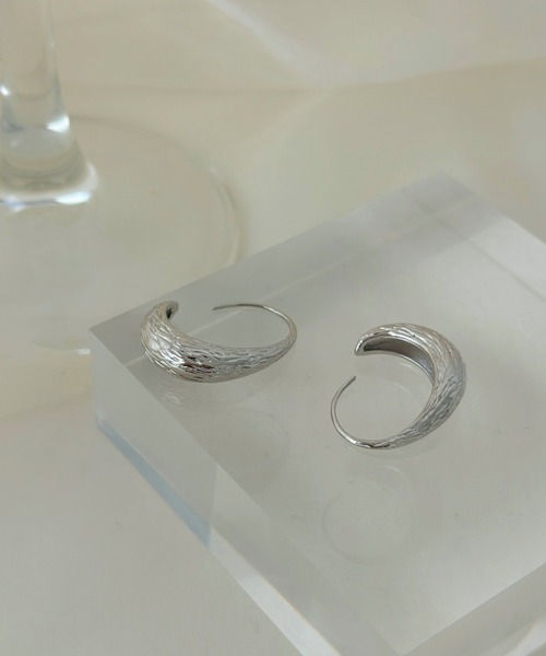 sowang（ソワン）の「メタルフック ドロップピアス-metal hook drop pierce-（ピアス（両耳用）・レディース・ゴールド/シルバー・FREE）」の9枚目の写真