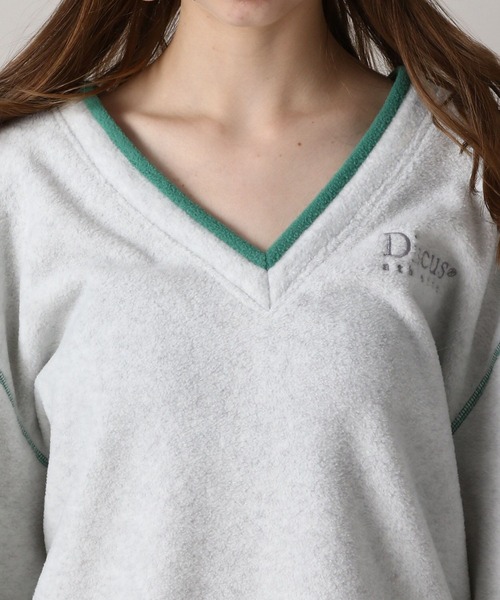 DISCUS（ディスカス）の「【2024FW】DISCUSＶネックフリースプルオーバー（スウェット・レディース・ナチュラル/ネイビー・FREE）」の16枚目の写真
