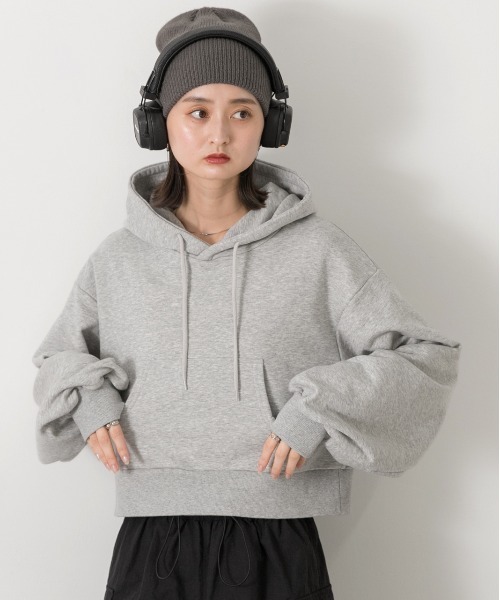 ad thie(アドティエ)の「ポケット付き 裏毛ショートフーディー(パーカー・レディース・チャコール/アイボリー/ブラック/ブルー/杢グレー/レッド/ブラウン・FREE)」の22枚目の写真