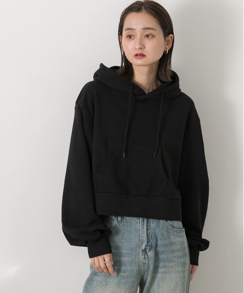 ad thie(アドティエ)の「ポケット付き 裏毛ショートフーディー(パーカー・レディース・チャコール/アイボリー/ブラック/ブルー/杢グレー/レッド/ブラウン・FREE)」の14枚目の写真