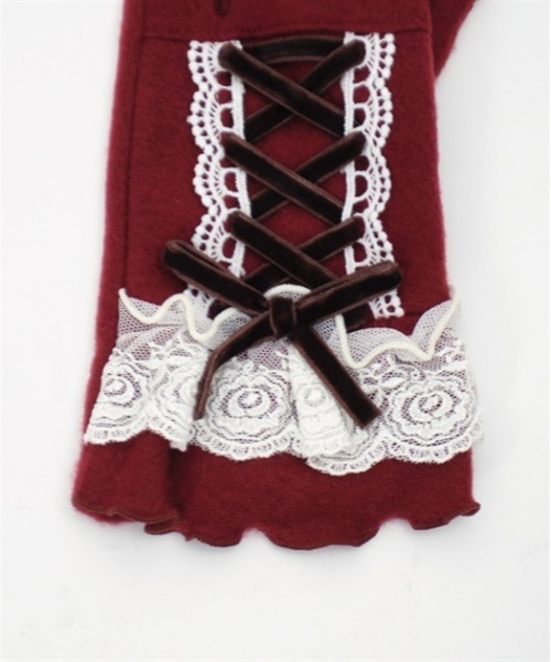 axes femme（アクシーズファム）の「レースアップベロアリボン手袋（手袋・レディース・ベージュ/ワイン/ブラック・FREE）」の10枚目の写真