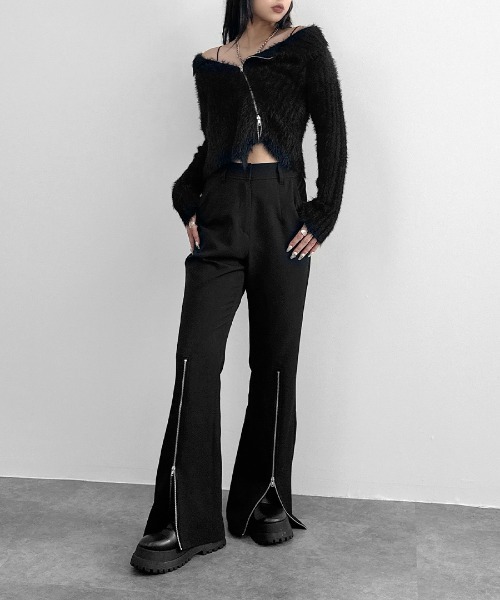 LVEU.（ラブユ.）の「【LVEU.】アシメジップオフショルシャギーニット / トップス オフショルダー アシンメトリー ダブルジップ クロップド ショート ブラック カーキ ブルー（ニット/セーター・レディース・ブラック/カーキ/ブルー・FREE）」の6枚目の写真