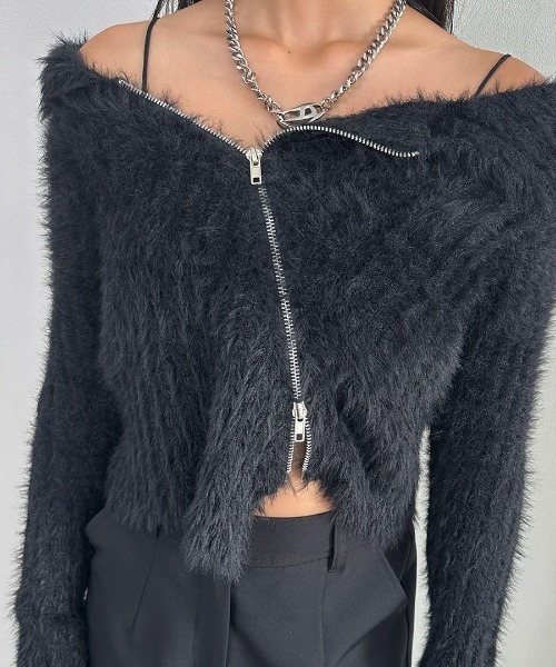 LVEU.（ラブユ.）の「【LVEU.】アシメジップオフショルシャギーニット / トップス オフショルダー アシンメトリー ダブルジップ クロップド ショート ブラック カーキ ブルー（ニット/セーター・レディース・ブラック/カーキ/ブルー・FREE）」の7枚目の写真