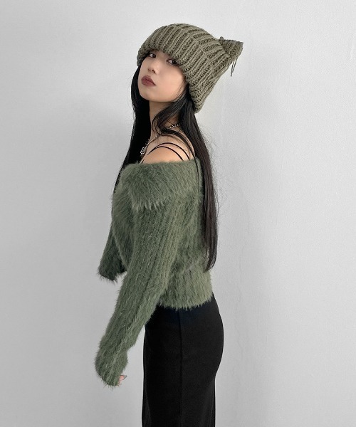 LVEU.（ラブユ.）の「【LVEU.】アシメジップオフショルシャギーニット / トップス オフショルダー アシンメトリー ダブルジップ クロップド ショート ブラック カーキ ブルー（ニット/セーター・レディース・ブラック/カーキ/ブルー・FREE）」の15枚目の写真