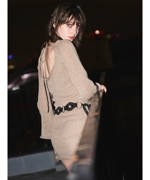 EGOIST(エゴイスト)の「バックオープンニットワンピース(ワンピース・レディース・ベージュ/グレー/ブラック・FREE)」の7枚目の写真