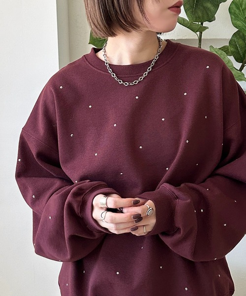 apres jour mignon(アプレジュールミニョン)の「スタッズ付きスウェット【ZOZOTOWN限定アイテム】(スウェット・レディース・ボルドー/グレー/ブラック・フリー/X-LARGE)」の16枚目の写真
