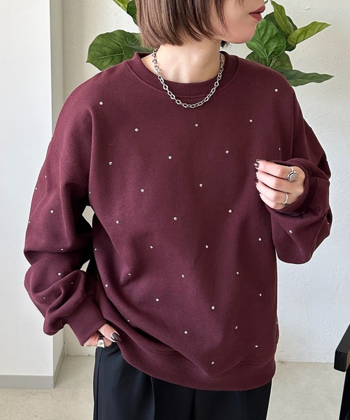 apres jour mignon(アプレジュールミニョン)の「スタッズ付きスウェット【ZOZOTOWN限定アイテム】(スウェット・レディース・ボルドー/グレー/ブラック・フリー/X-LARGE)」の17枚目の写真