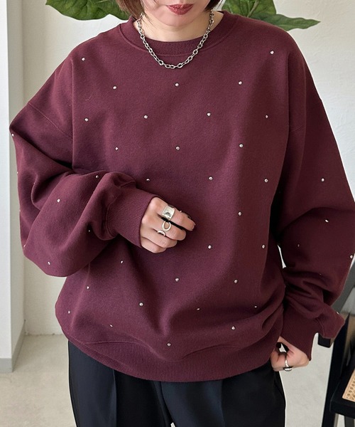 apres jour mignon(アプレジュールミニョン)の「スタッズ付きスウェット【ZOZOTOWN限定アイテム】(スウェット・レディース・ボルドー/グレー/ブラック・フリー/X-LARGE)」の18枚目の写真