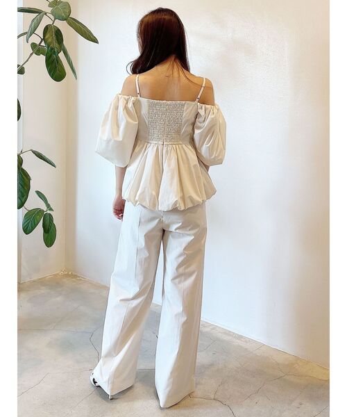 MERCURYDUO（マーキュリーデュオ）の「タフタバルーンペプラムロンパース（サロペット/オーバーオール・レディース・アイボリー/ブラック/グレー・SMALL/MEDIUM）」の12枚目の写真